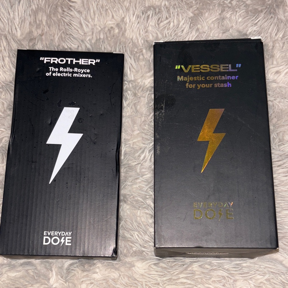 Everyday Dose Black 'FROTHER' & 'VESSEL' Packaging Set with Lightning Logo